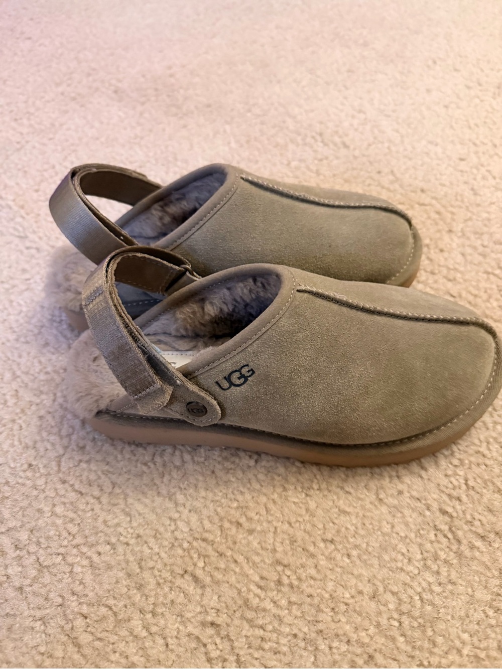 UGG Lanah Clog Slipper - Women's Size 7- Khaki Green